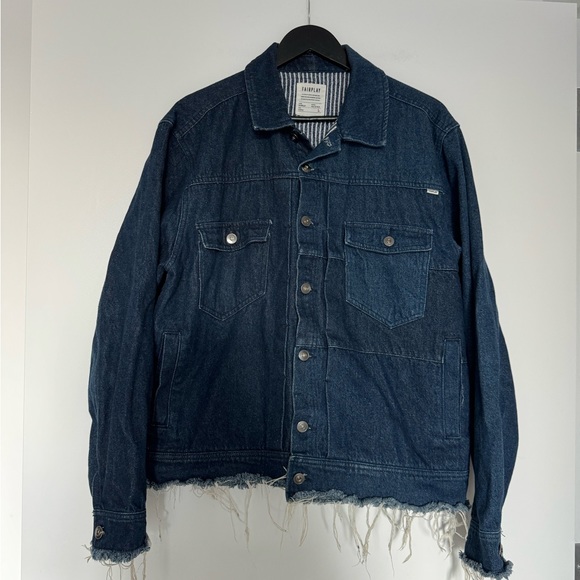 FairPlay Denim Jacket with Frayed Hems - Picture 3 of 6